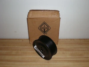 INTERNATIONAL 1879468C1 GROOVE PULLEY 3020-01-556-5179 CAGE 338X5 - Bild 1 von 6