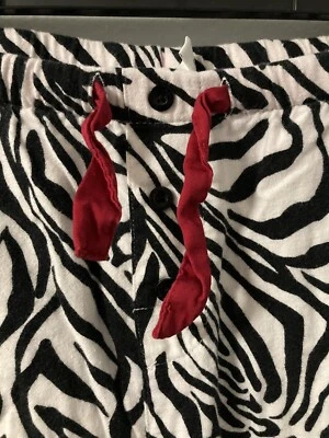 Pantalón de pijama de franela de algodón Adonna cebra con ribete rojo y cordón para mujer 2X Foto 1 de 4