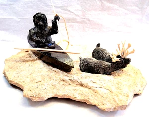 Inuit Soapstone + Jamari Ivalanatar Naujaat Nunavut (Spence Bay) Hunting Caribou - Picture 1 of 13