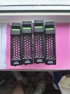 4x Fujitsu RX1330 RX2530 RX2540 LFF 3.5" Hot Swap HDD Tray Caddy A3C40152045 - Afbeelding 1 van 3