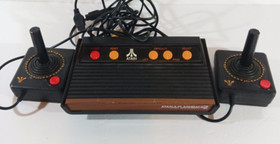 ATARI FLASHBACK 2 Classic Game CONSOLE TV Plug In 40 Built In Games +CONTROLLERS