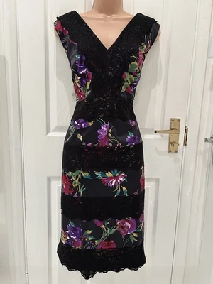 STUNNING BLACK FLORAL & LACE CHRISTMAS/PARTY/OCCASION DRESS size 20 - Image 1 of 4