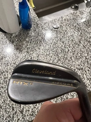 Cleveland RTX 6 Zipcore 50 degree Dynamic Gold S400 Tour issue - Image 1 of 4