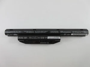 Batteria FUJITSU LIFEBOOK E547 FPCBP405Z 63Wh 11.1V originale - Foto 1 di 3
