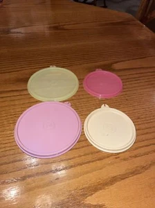 TUPPERWARE Lids 4 Pieces - Picture 1 of 6
