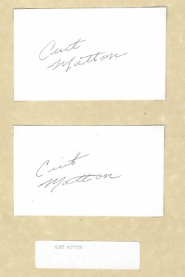 Curt Motton Orioles d2010 signed autographed lot of 3 vintage 3x5 index cards - Image 1 of 2