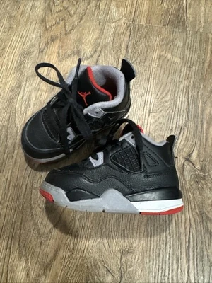 Мальчики EUC Nike Air Jordan 4 ретро выведен переосмысленный ребенка ясельного возраста TD BQ7670-006 туфли * 6C - Изображение 1 из 4