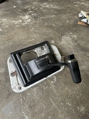 Напольный переключатель передач 1988 Ford Ranger 4x4 с ручной коробкой передач - Изображение 1 из 4