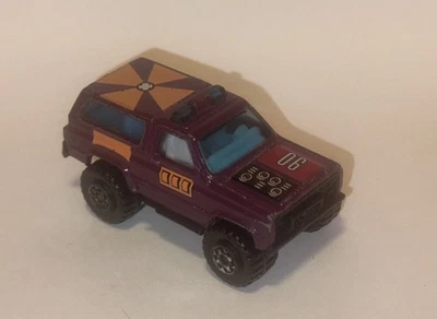 Blazer Chevy 4x4 suelto Matchbox (versión púrpura) (base negra de Macao) Foto 1 de 2