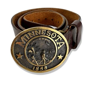 Fibbia per cintura in ottone massiccio Minnesota State Seal e cintura in pelle marrone vintage/34-38 - Foto 1 di 9