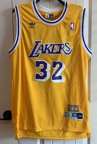 Adidas Hardwood Classics Los Angeles Lakers # 32  Magic Johnson Sz L+2 Length Cover