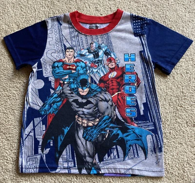 Camisa Justice League Heroes & Villains juvenil talla 6/7 87652 Batman Superman  Foto 1 de 4