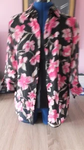M&S Bluse schwarz rosa geblümt mit schwarzem Camisole Gr. 10 (34) - Bild 1 von 9