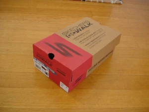 SKECHERS leerer Schuhkarton mit Scharnier, hellbraun & rot (keine Schuhe enthalten), 12" x 7" x 4,5" - Bild 1 von 3