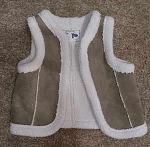 Oshkosh B'Gosh Girls Size 6 Vest - Picture 1 of 1