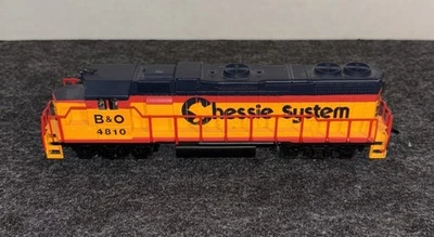HO Life-Like Chessie System B & O Diesel Locomotive 4810 EMD GP38-2 Untested - Image 1 of 4