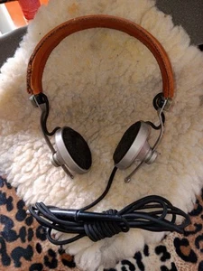 Vintage Pioneer SE-L40  Headphones For Parts Or Repair  - Picture 1 of 6