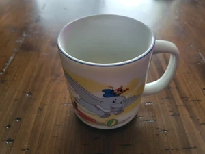 Disneyland Walt Disney: Taza de té de cerámica de 12 OZ de escena de circo Dumbo usada - Imagen 1 de 12