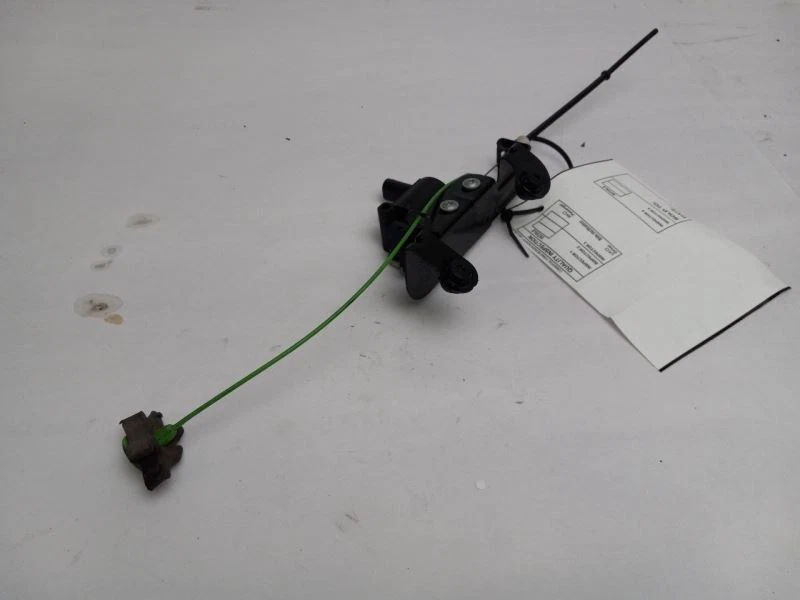 FUEL TANK LID RELEASE ACTUATOR fits BMW 535 XI 2009 OEM 406204425 - Image 1 of 3