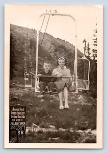 Foto d'epoca Berthoud Pass CO doppia sedia ascensore 1953 Colorado - Foto 1 di 2