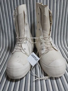 MICKEY MOUSE BUNNY BOOTS BATA 7 REGULAR weiß neu passt normalerweise Größe 8 Schuh - Bild 1 von 10