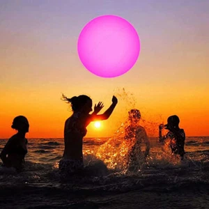 Schwimmbadespielzeug Wasserball Aufblasbar 13Farbe leuchtender LED Strandball - Bild 1 von 7