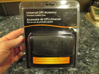 NAVIGON UNIVERSIAL 3.5" LEATHER GPS CARRING CASE - Image 1 of 4