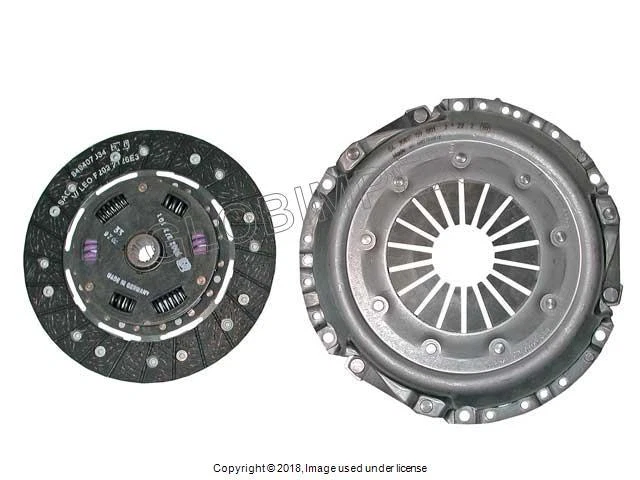 SAAB 900 (1990-1994) Clutch Kit SACHS +1 YEAR WARRANTY - Image 1 of 1