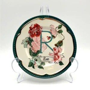 Plato de té Anthropologie Eyewanderer Fiona Corsini monograma R rosa 15 cm retirado - Imagen 1 de 4