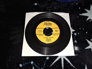 7" 45 rpm - Monchito & His Mambo Royals- Closer-Closer / Invitation To Merengue - Imagen 1 de 3