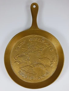 De colección Lagniappe Of New Orleans LTD 1975, recuerdo de sartén de latón. - Imagen 1 de 6