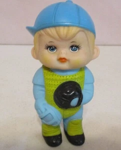 Baseball Catcher Boy-Swivel Head-6"T-1971-Rubber Squeak-Iwai Industrial -Korea - Picture 1 of 4