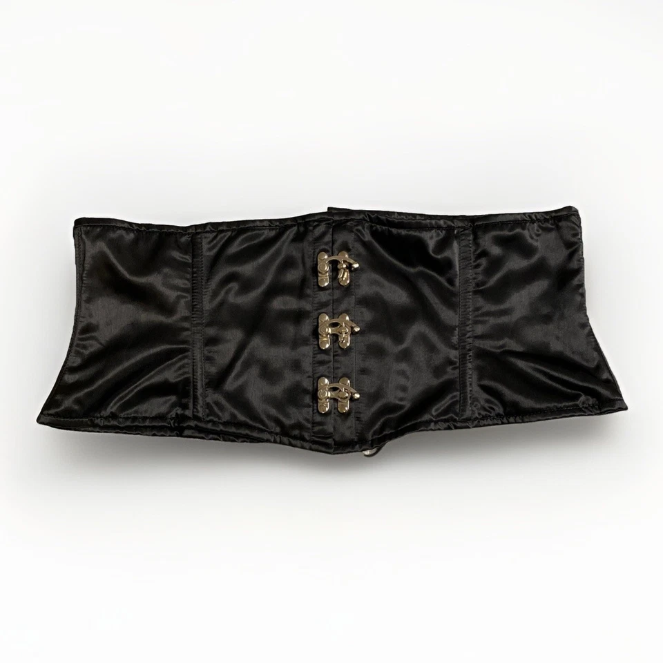 Top Drawer by Daisy Corsets Women's 5XL Corset With Hook And Eye Clasps - Image 1 of 4