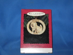 Hallmark "Time of Peace" Ornament 1994 - Picture 1 of 2