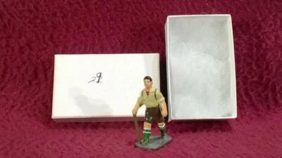 #18 REPRODUCTION HORNBY/LIONEL FIGURE  MALE HIKER - Image 1 of 2