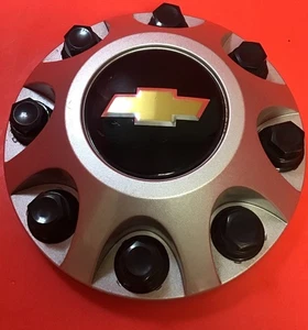 ONE USED 2011-23  Chevy Silverado Suburban OEM Center Cap 9597819 6680 - Picture 1 of 6