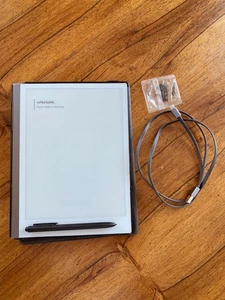ReMarkable 2 Tablet Bundle - With Case, Pen and Spare Nibs - Picture 1 of 6