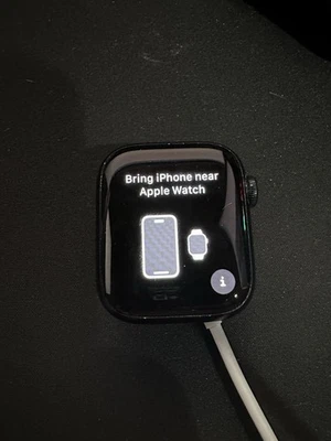 Apple Watch Series 8 Midnight Aluminum Cellular 41 MM - Image 1 of 4