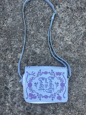 Bolsa de livros Vera Bradley coleção Disney A Bela e a Fera - Imagem 1 de 4