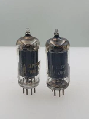 Coppia RCA 6BA6 Test NOS 3850gm e 3600gm Piastra Nera Top D Ottieni Tubi Seri T744 - Immagine 1 di 4