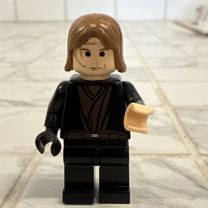 LEGO Star Wars Episodio 3 Minifigura Anakin Skywalker Negro Mano Derecha 7256 7283 - Imagen 1 de 5