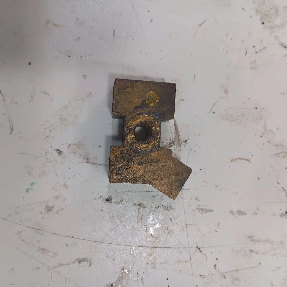 Divisor de junção de válvula proporcional linha de freio INFINITI QX50 2017 2016 2015  - Imagem 1 de 4