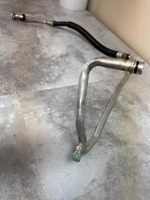 Subaru WRX STI 2004-2005 línea de aire acondicionado manguera aire acondicionado 04-05 (2) Foto 1 de 4