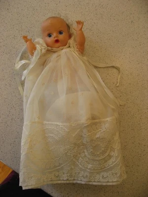 复古原装 Vogue 娃娃 Ginnette 娃娃 带原装服装 — 第 1/4 张图片