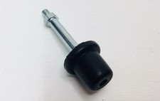 SUPPORTO ANTI VIBRAZIONI AUTORADIO AUTO ADATTATORE SORREGGI STEREO M4 IN GOMMA