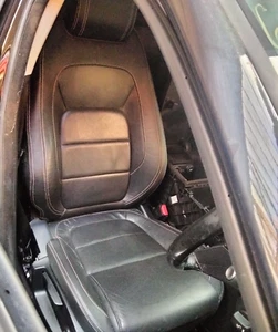JAGUAR XE 2015-2021 DRIVER SIDE FRONT LEATHER SEAT IN WHITE STITCHING GENUINE - Picture 1 of 2
