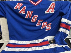 Maglia Brian Leetch - New York Rangers - 1993-924 taglia XL - Foto 1 di 12