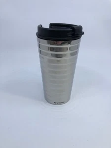 NIP NESPRESSO BECHER MIT GEWELLTEN SILBERNEN SEITEN - Bild 1 von 5