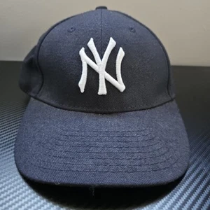 MLB New Era Fits - New York Yankees - Adjustable Curved Bill Embroidered Hat - Picture 1 of 9