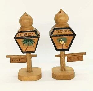 Letrero de poste de lámpara de linterna de Florida vintage madera saleros y pimenteros - Imagen 1 de 7